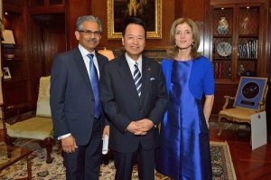 From left: SelectUSA Executive Director Vinai Thummalapally, Minister of State for Economic and Fiscal Policy Akira Amari, and Ambassador Caroline Kennedy at the Investment Showcase in Tokyo. View more photos from the event on the ITA Facebook page.